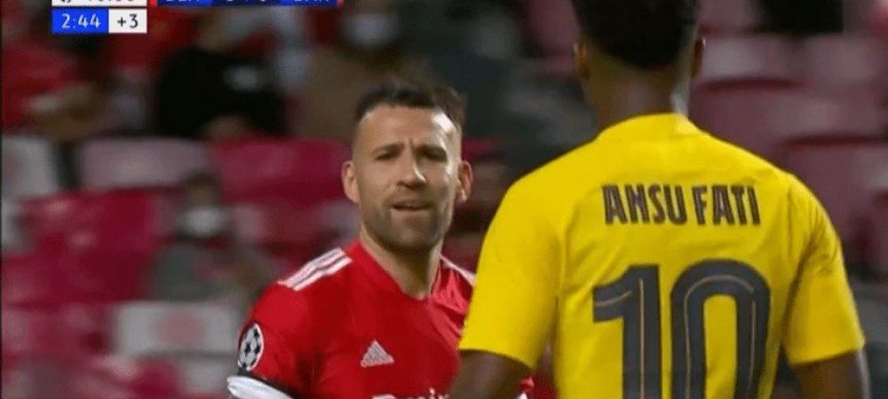 Otamendi l-a umilit pe Ansu Fati după un duel! Ce a putut să îl întrebe pe decarul Barcelonei 