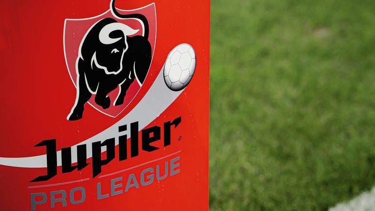 Scandal în Belgia! 12 cluburi din prima ligă ar fi înșelat fiscul la transferurile de jucători